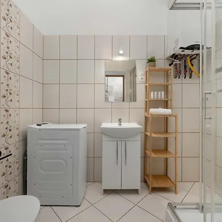 Spacious With Wifi & Smart Tv Remote Working By Renters Апартаменты