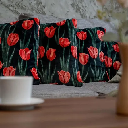 Spacious With Wifi & Smart Tv Remote Working By Renters Апартаменты *