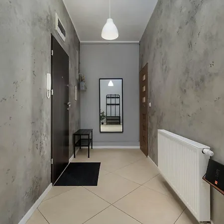 Апартаменти Spacious With Wifi & Smart Tv Remote Working By Renters *