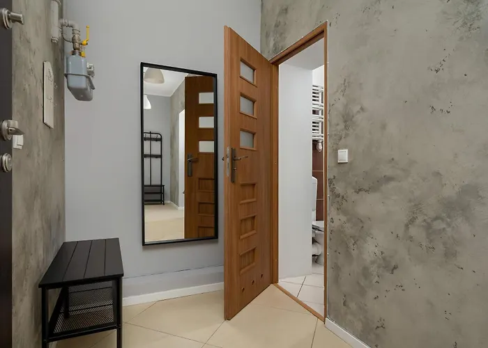 Apartman Spacious With Wifi & Smart Tv Remote Working By Renters Wrocław