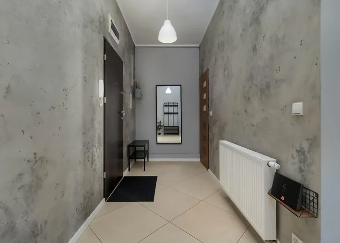 Apartman Spacious With Wifi & Smart Tv Remote Working By Renters *