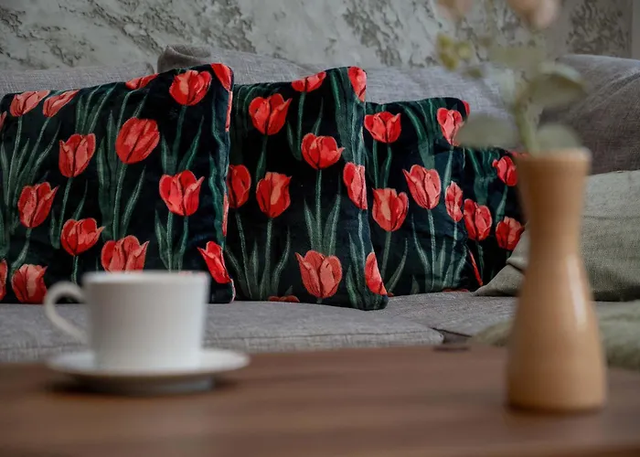 Spacious With Wifi & Smart Tv Remote Working By Renters Apartman *