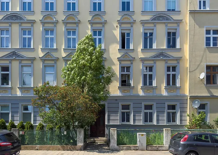 Apartman Spacious With Wifi & Smart Tv Remote Working By Renters